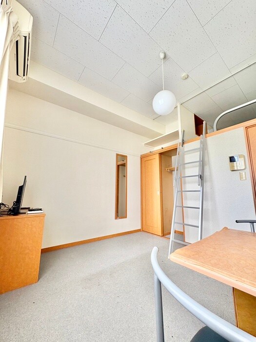 物件内観写真10　(居室)