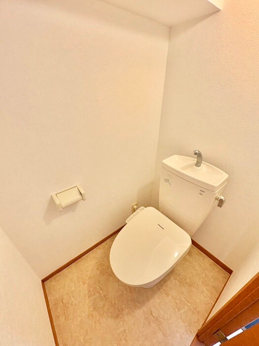 物件内観写真14　(トイレ)