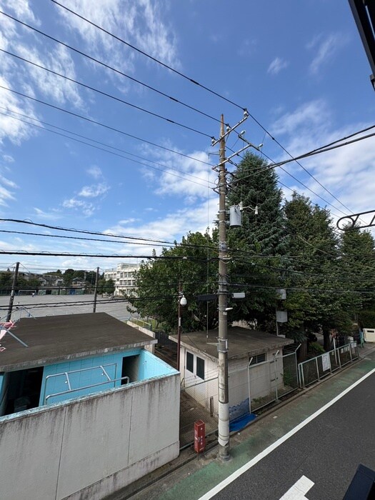 物件内観写真15　(室内からの展望)