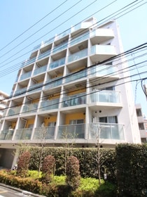 プラウドフラット目黒行人坂の外観写真