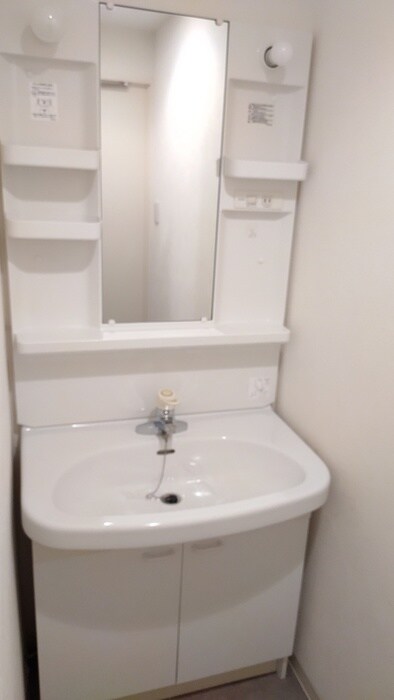 物件内観写真7　(洗面)