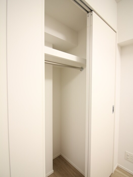 物件内観写真13　(収納)