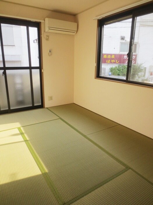 物件内観写真5　(居室)