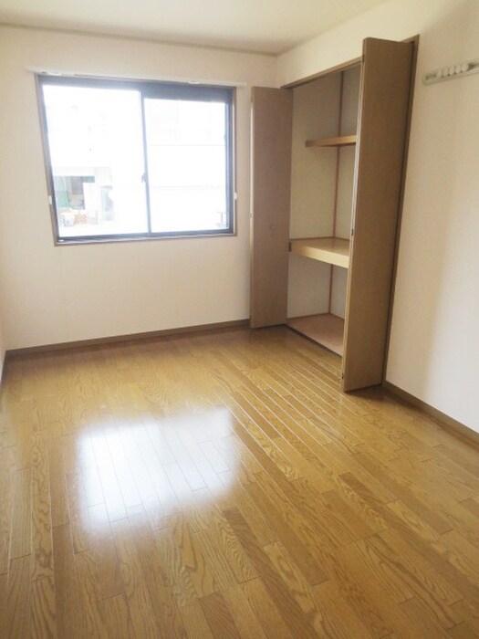 物件内観写真13　(居室)