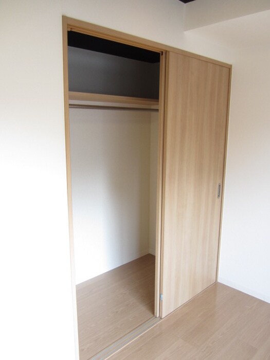 物件内観写真8　(収納)