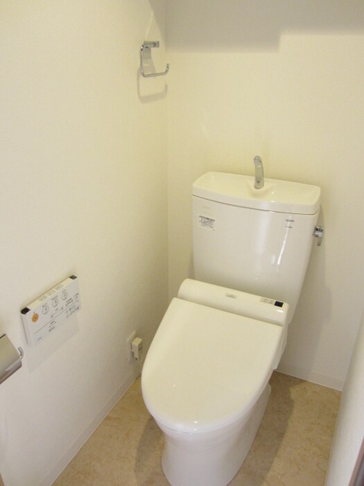 物件内観写真12　(トイレ)