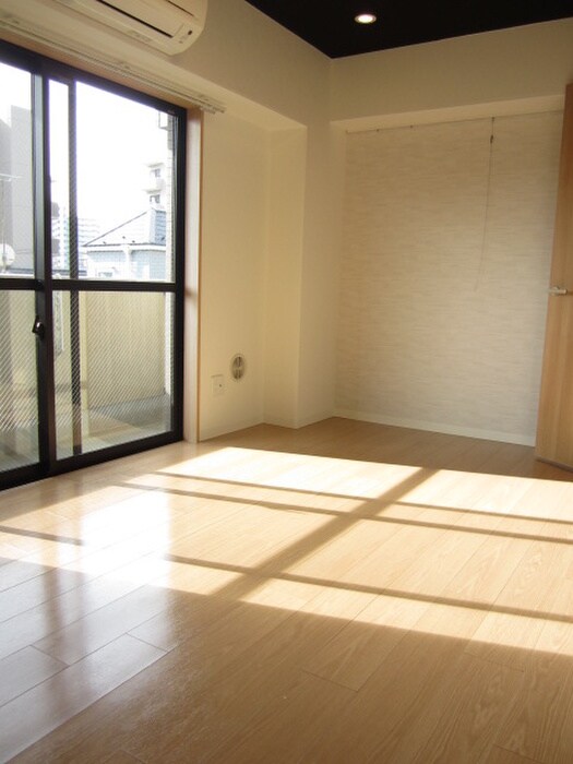 物件内観写真16　(居室)