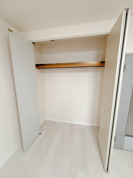 物件内観写真10　(収納)