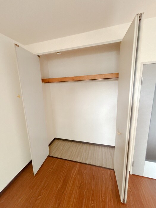 物件内観写真10　(収納)