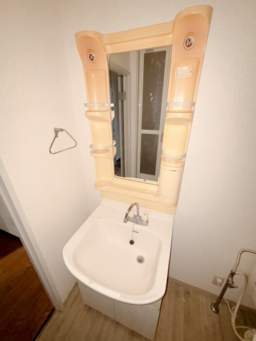 物件内観写真13　(洗面)