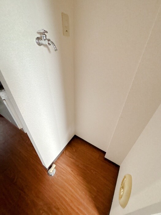 物件内観写真19　(洗濯機置場)