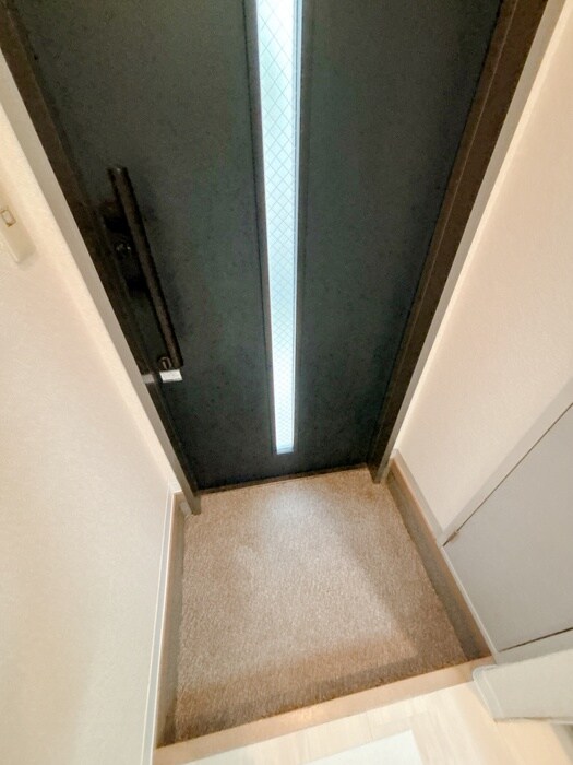 物件内観写真21　(玄関)