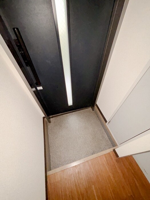 物件内観写真21　(玄関)