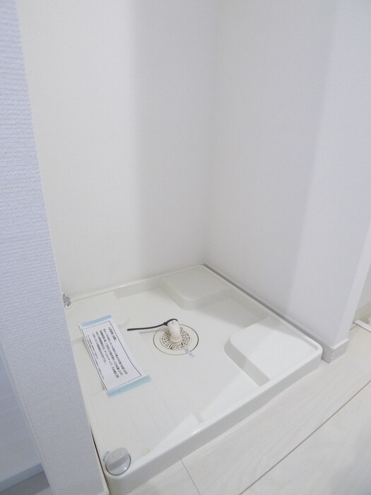 物件内観写真22　(洗濯機置場)