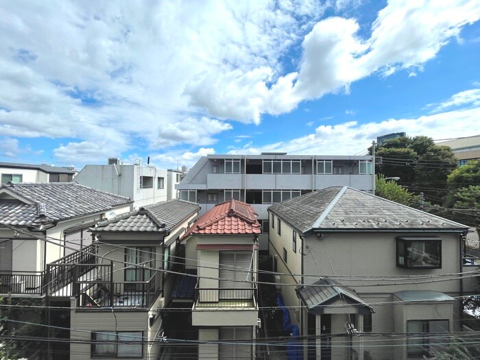 物件内観写真16　(室内からの展望)