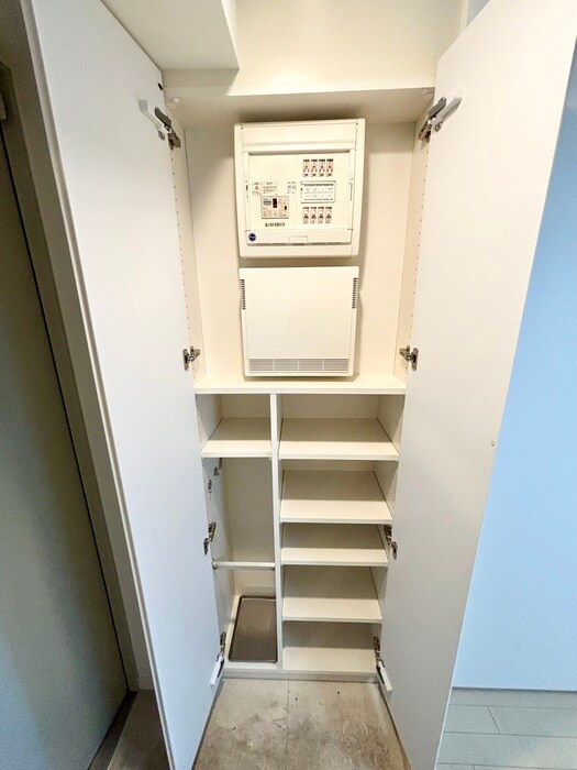 物件内観写真18　(靴箱)