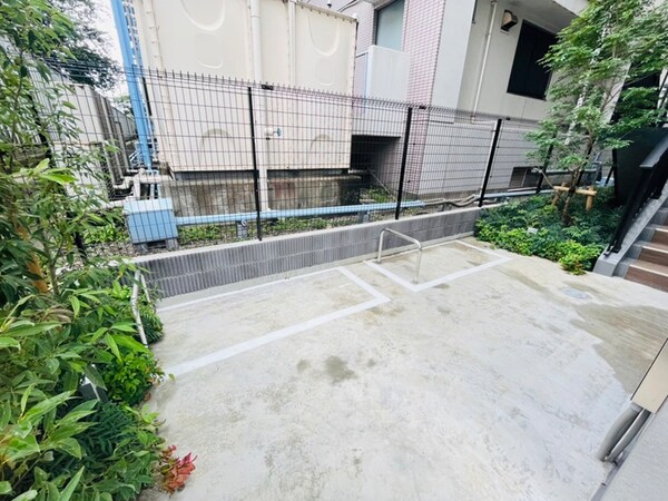 バイク置き場