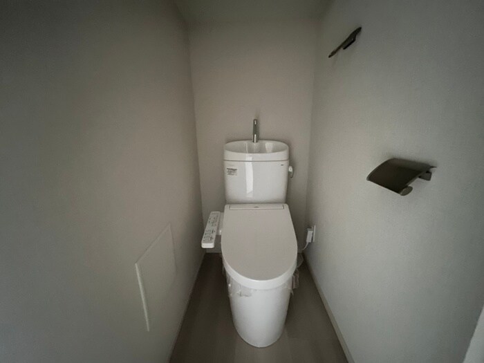 物件内観写真12　(トイレ)