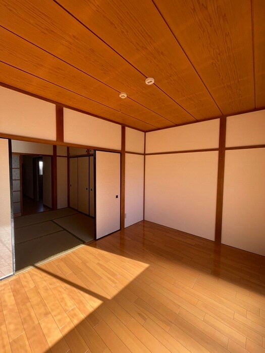 物件内観写真7　(居室)