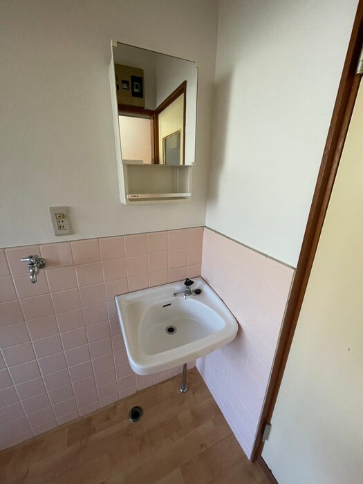 物件内観写真15　(洗面)