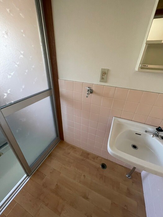 物件内観写真17　(洗濯機置場)