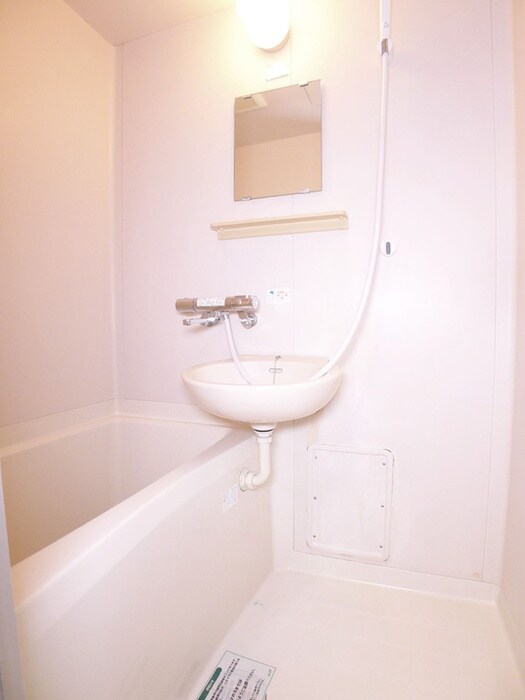 物件内観写真13　(バス／シャワールーム等)