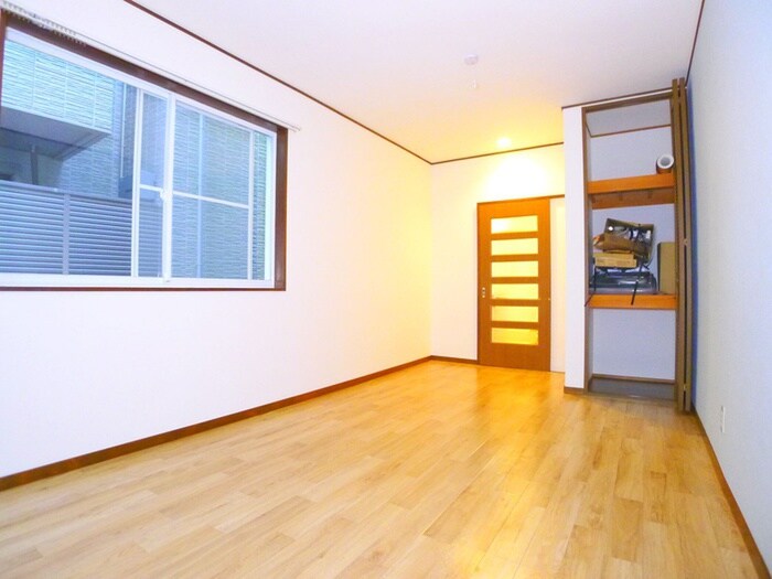 物件内観写真21　(居室)