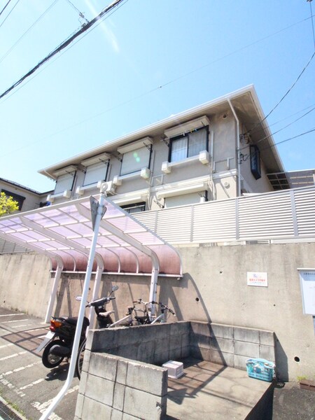 ヴェルジェ日野外観写真