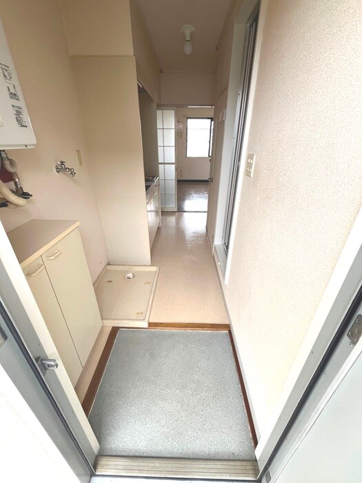 物件内観写真22　(玄関)
