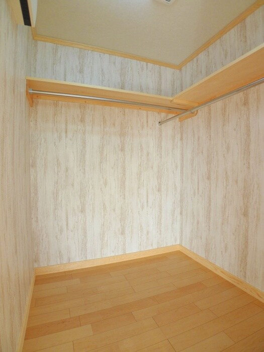 物件内観写真11　(収納)