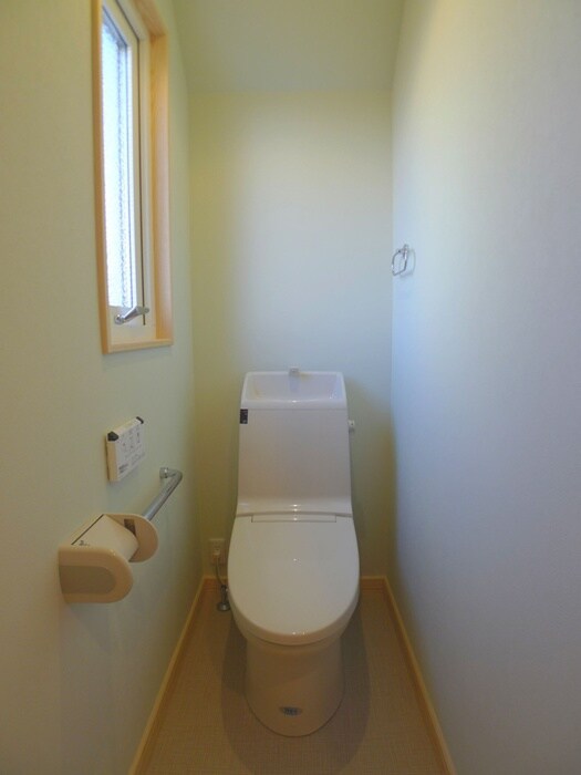 物件内観写真17　(トイレ)