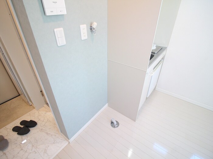 物件内観写真12　(洗濯機置場)