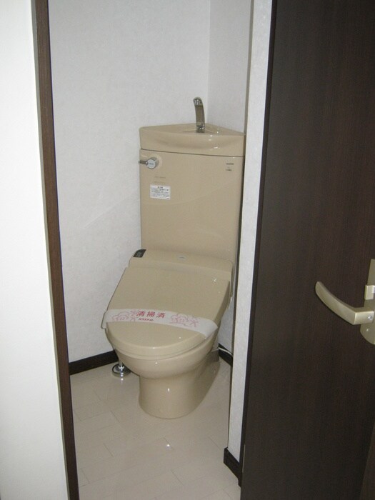 物件内観写真12　(トイレ)