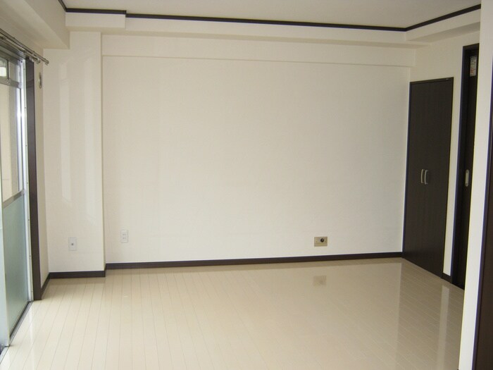 物件内観写真15　(居室)