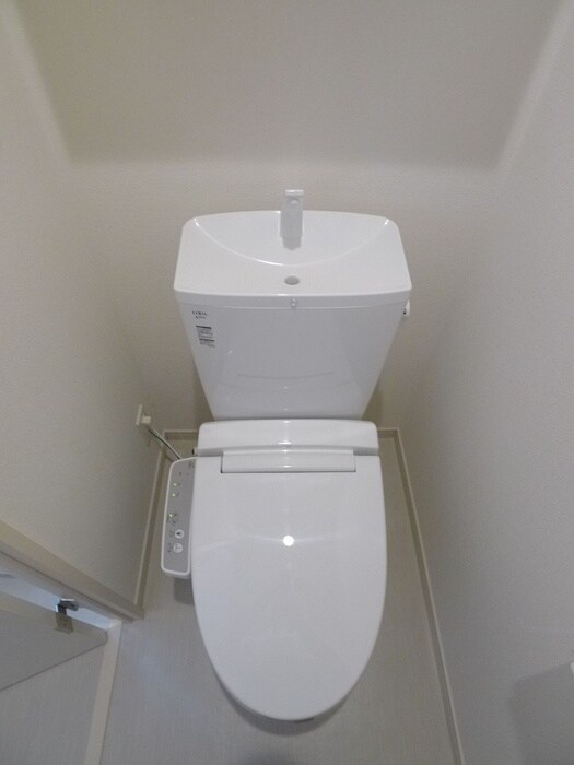 物件内観写真15　(トイレ)