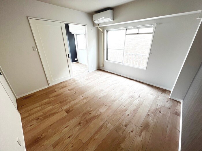 物件内観写真9　(居室)