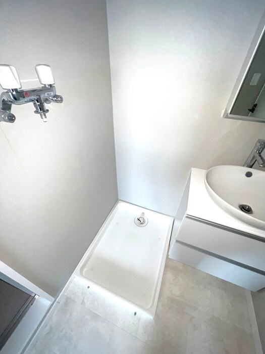 物件内観写真13　(洗濯機置場)