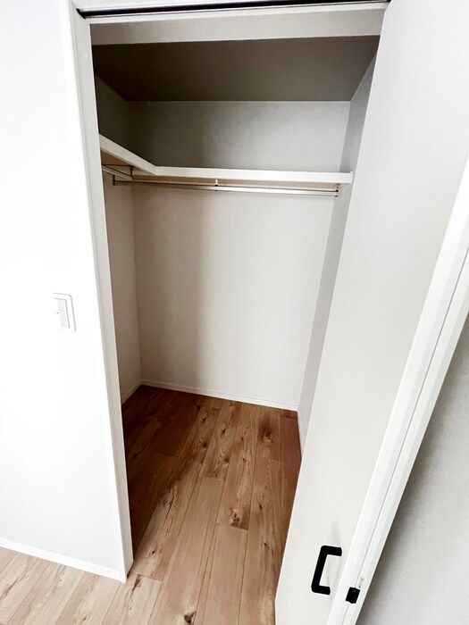 物件内観写真15　(収納)