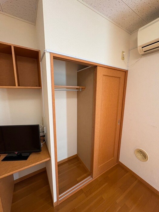 物件内観写真13　(収納)