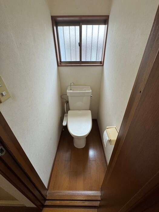 物件内観写真10　(トイレ)