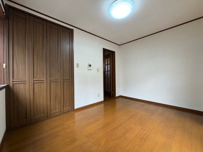 物件内観写真19　(居室)