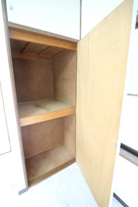 物件内観写真7　(収納)