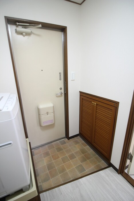 物件内観写真9　(廊下)