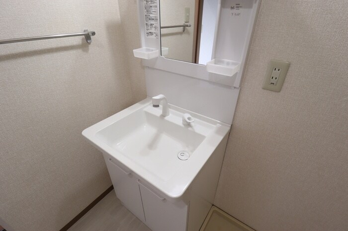 物件内観写真12　(洗面)