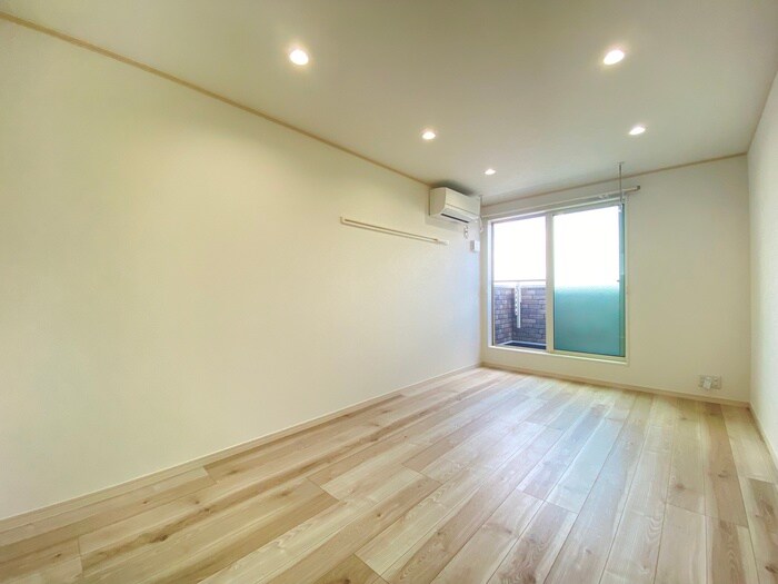 物件内観写真9　(居室)