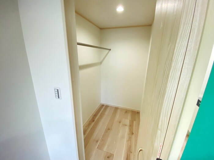 物件内観写真10　(収納)