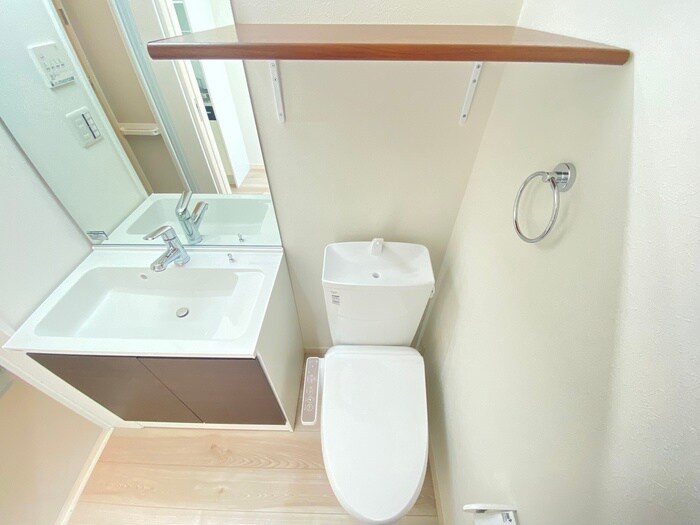 物件内観写真13　(トイレ)