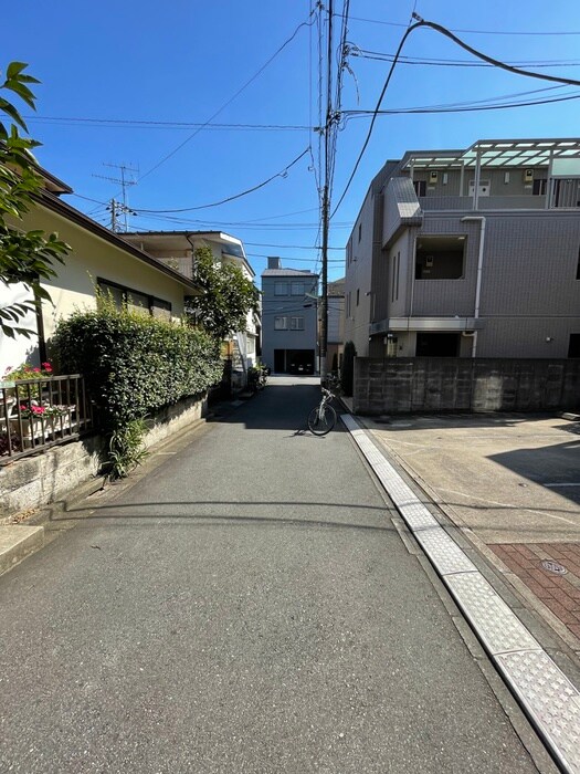 物件外観写真3　(周辺環境)