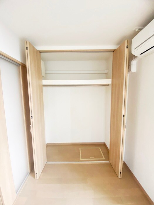物件内観写真11　(収納)