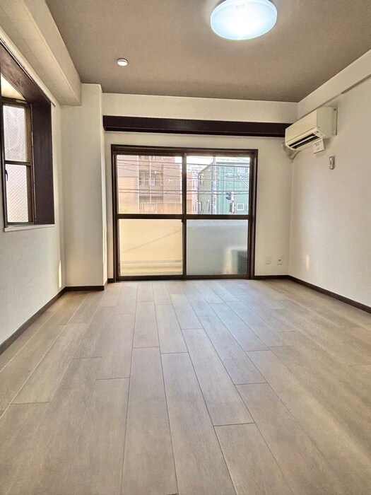 物件内観写真12　(居室)